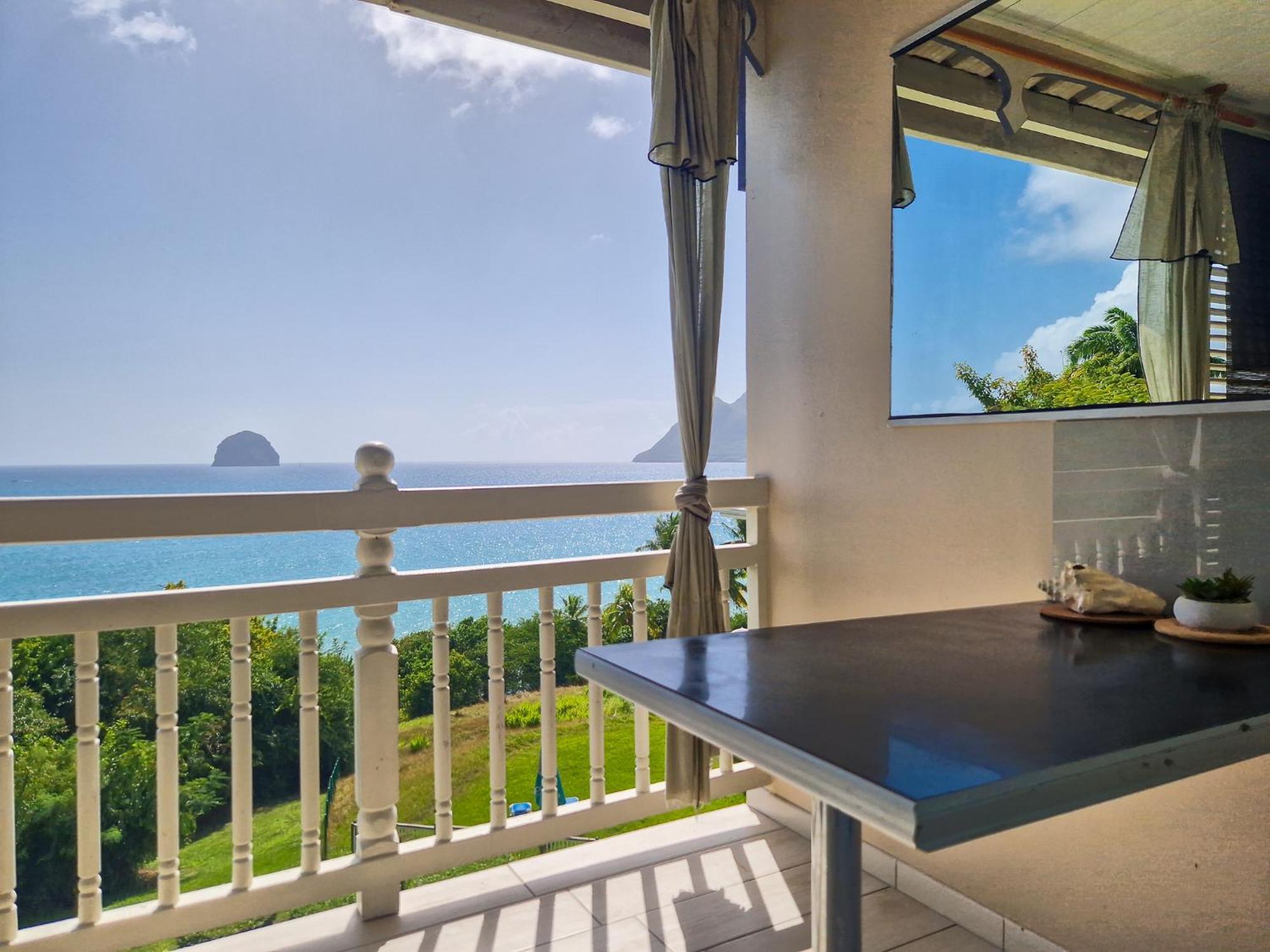 Appartement Terrasse Vue Mer Et Piscine Le Diamant Bagian luar foto