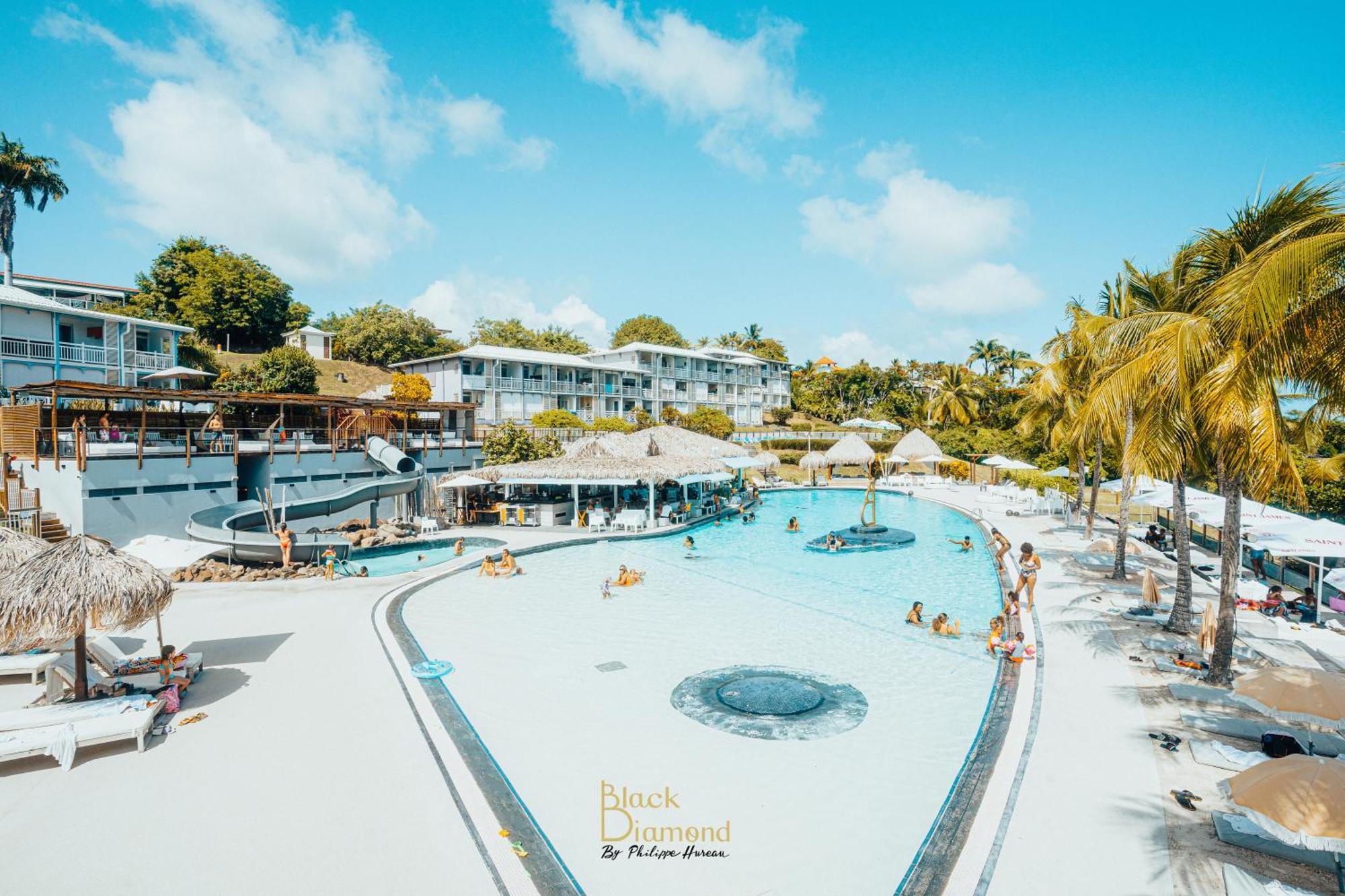 Appartement Terrasse Vue Mer Et Piscine Le Diamant Bagian luar foto